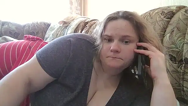 Stripchat sex cam HollyXEva