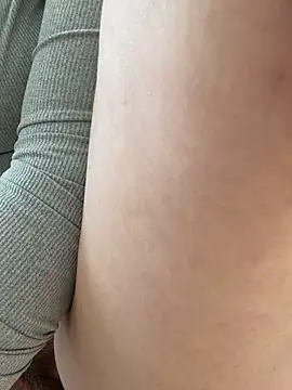 Stripchat sex cam curvyflawless